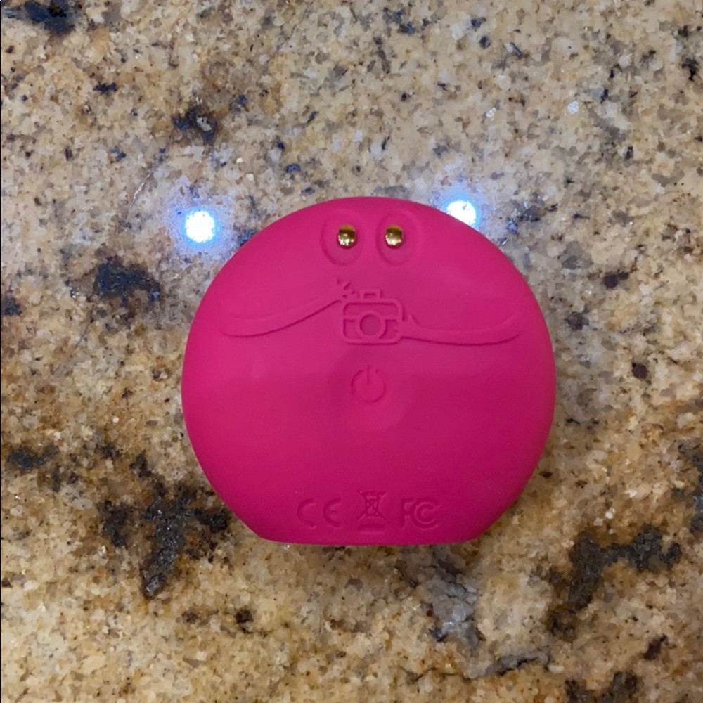 FOREO - Picture 2 of 2